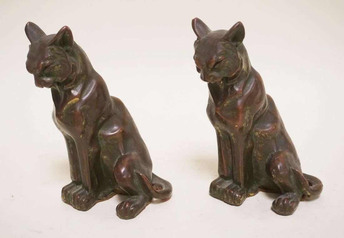 JENNINGS BROTHERS BRONZE CAT BOOKENDS: JENNINGS BROTHERS BRONZE CAT BOOKENDS, APPROXIMATELY 6 IN HIGH