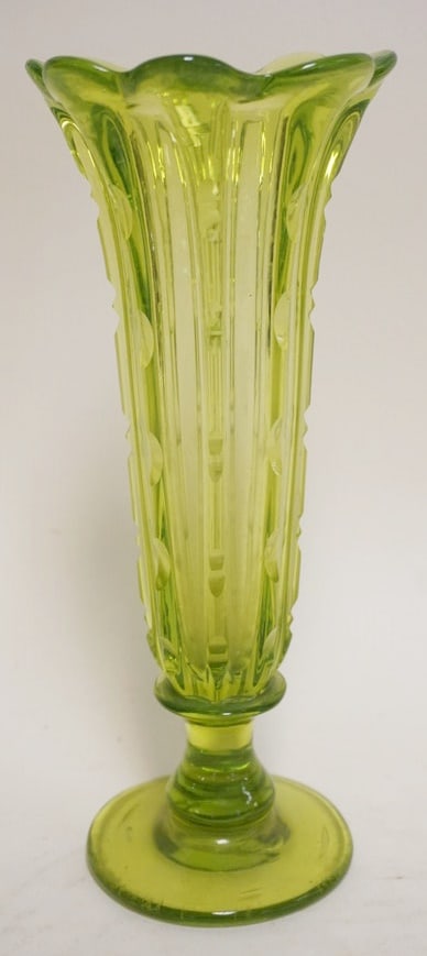 ANTIQUE BLOWN GLASS VASELINE VASE (1 of 3)