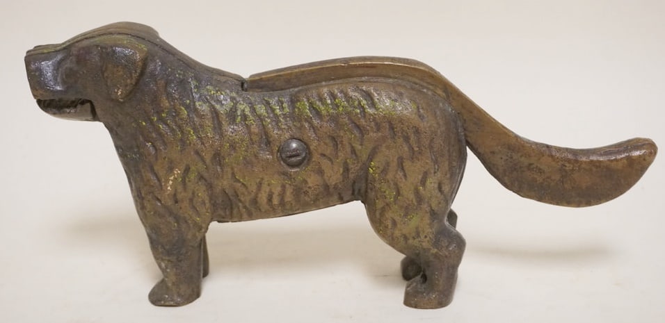 ANTIQUE BRASS DOG NUT CRACKER (1 of 3)