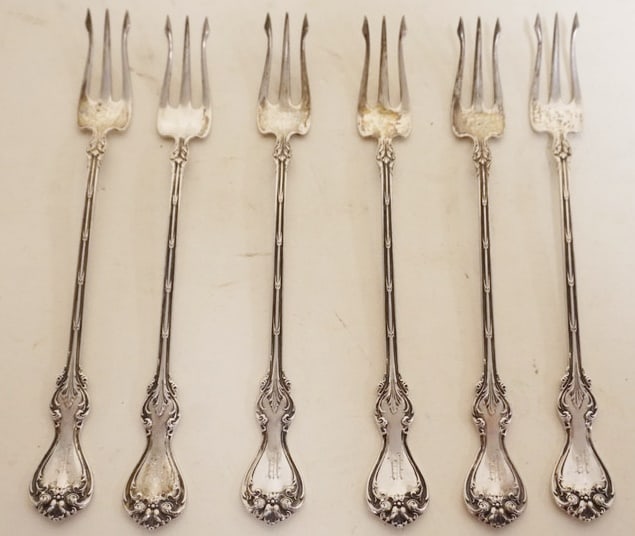 STERLING SILVER FORKS: 6 STERLING SILVER FORKS, 2.9 TOZ