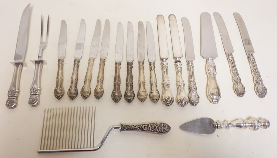 ASSORTED STERLING SILVER HANDLED PIECES (1 of 4)