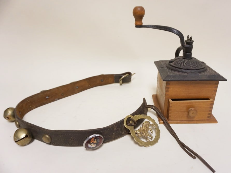 COFFEE GRINDER & SLEIGH BELLS: COFFEE GRINDER & SLEIGH BELLS
