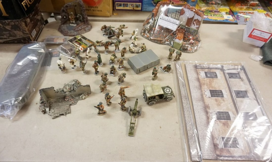 LARGE GROUP OF ASSORTED KING & COUNTRY (1 of 3)