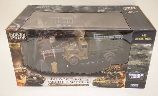 FORCES OF VALOR WWII 1:32 DIECAST METAL TOYS: FORCES OF VALOR WWII 1:32 DIECAST METAL TOYS GERMAN HALF TRACK