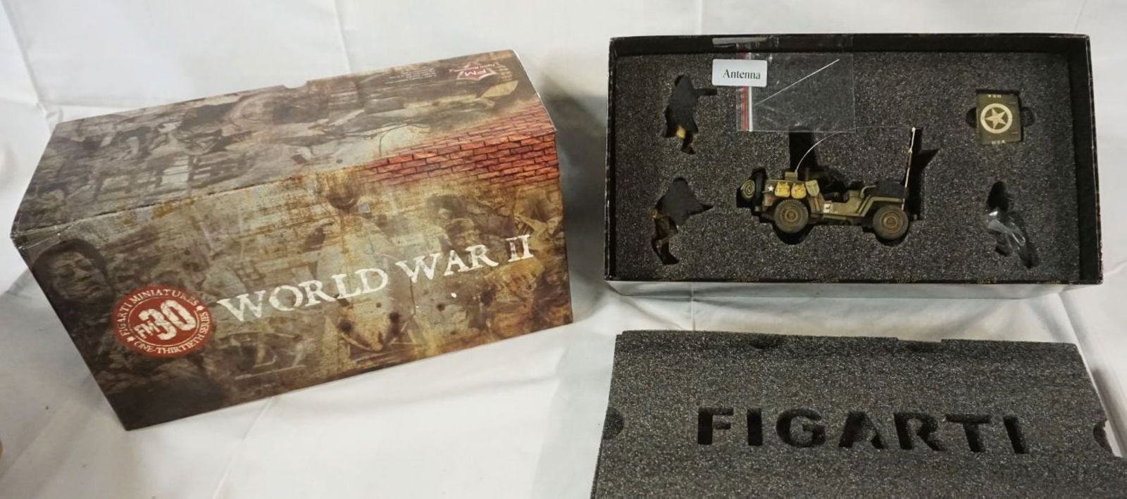 FIGARTI MINIATURES WWII METAL SOLDIERS (1 of 2)