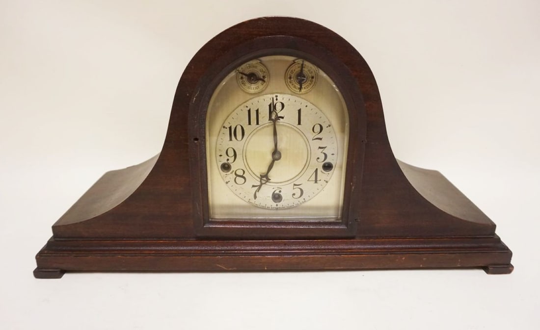 ANTIQUE WATERBURY MANTLE CLOCK (1 of 4)