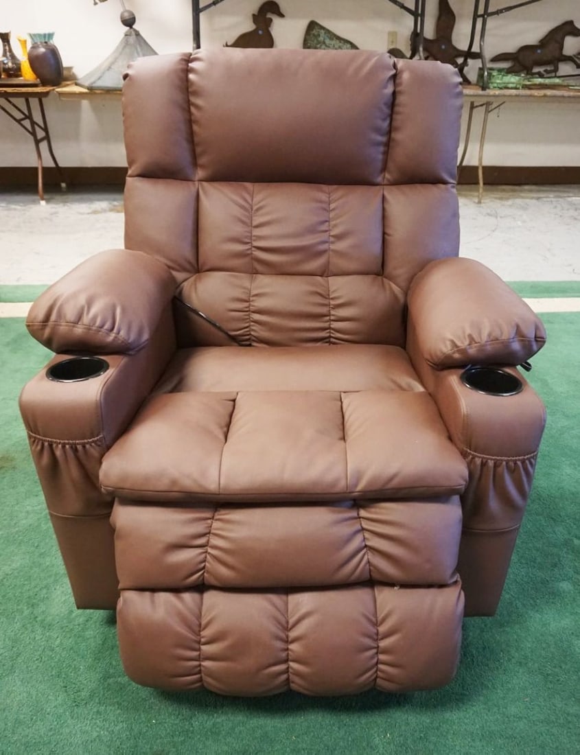 MCOMBO RECLINING LIFT CHAIR: MCOMBO RECLINING LIFT CHAIR WITH CUP HOLDERS