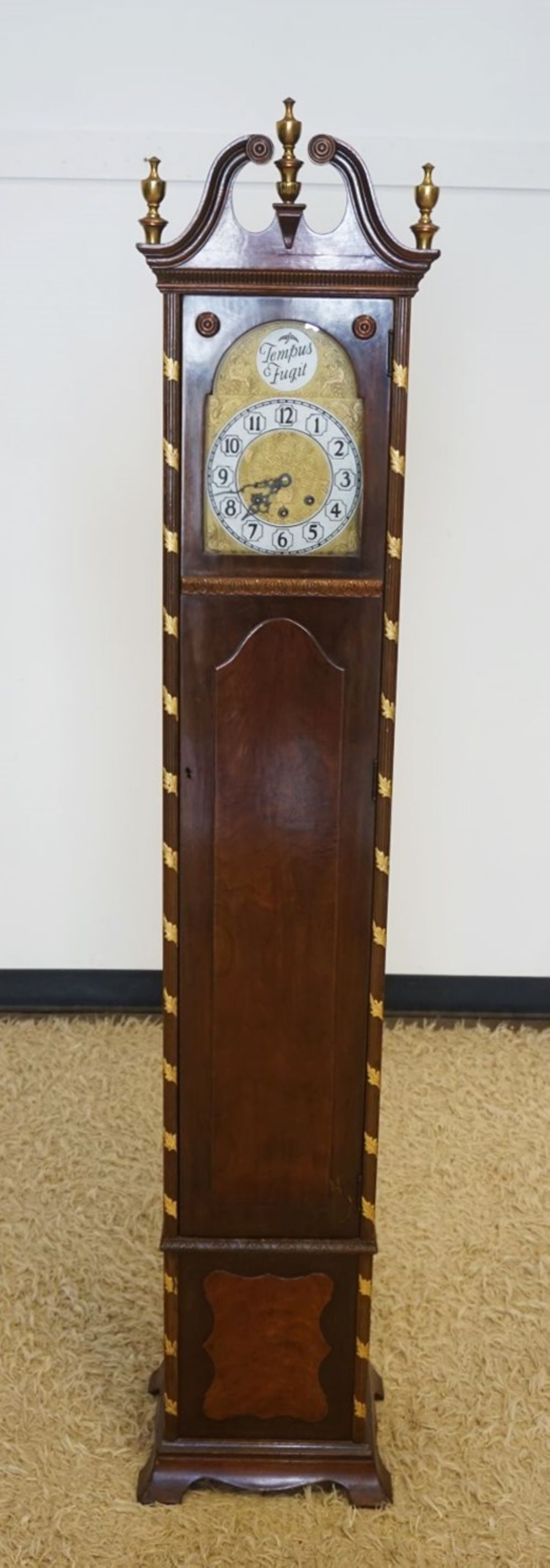 HANSON CLOCK CO MAHOGANY GRANDMOTHERS CLOCK (1 of 3)