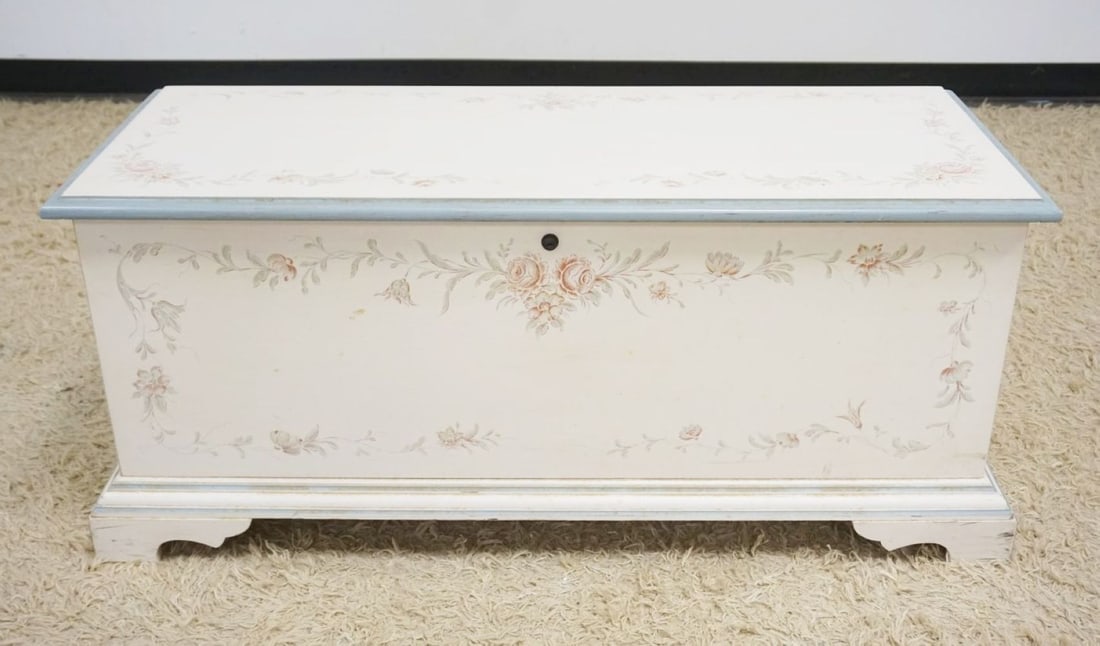 PAINT DECORATED LANE CEDAR CHEST (1 of 3)