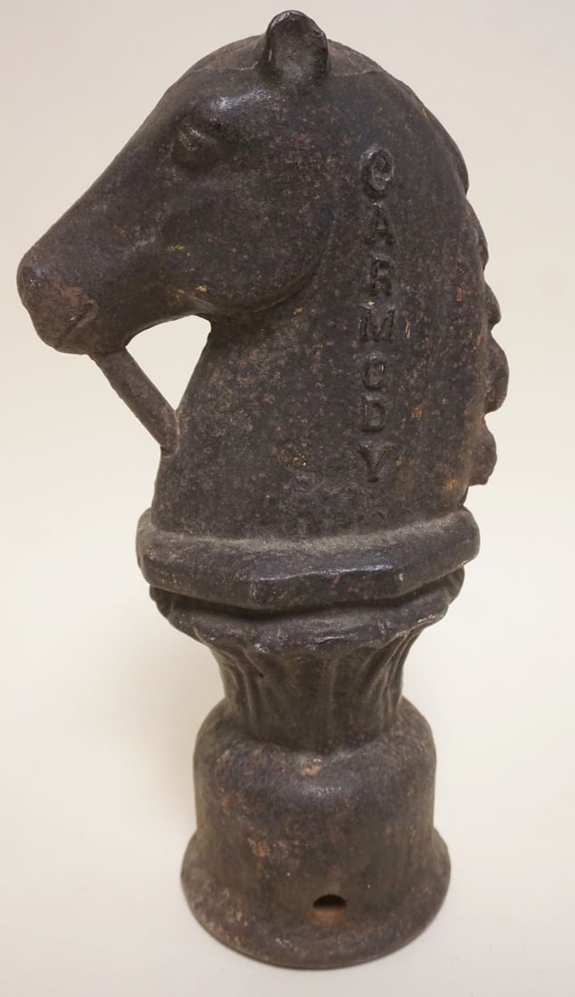ANTIQUE HORSE HEAD HITCHING POST (1 of 2)