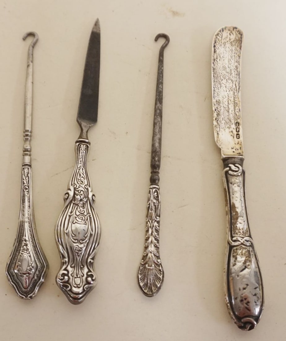 STERLING SILVER HANDLED ITEMS (1 of 2)