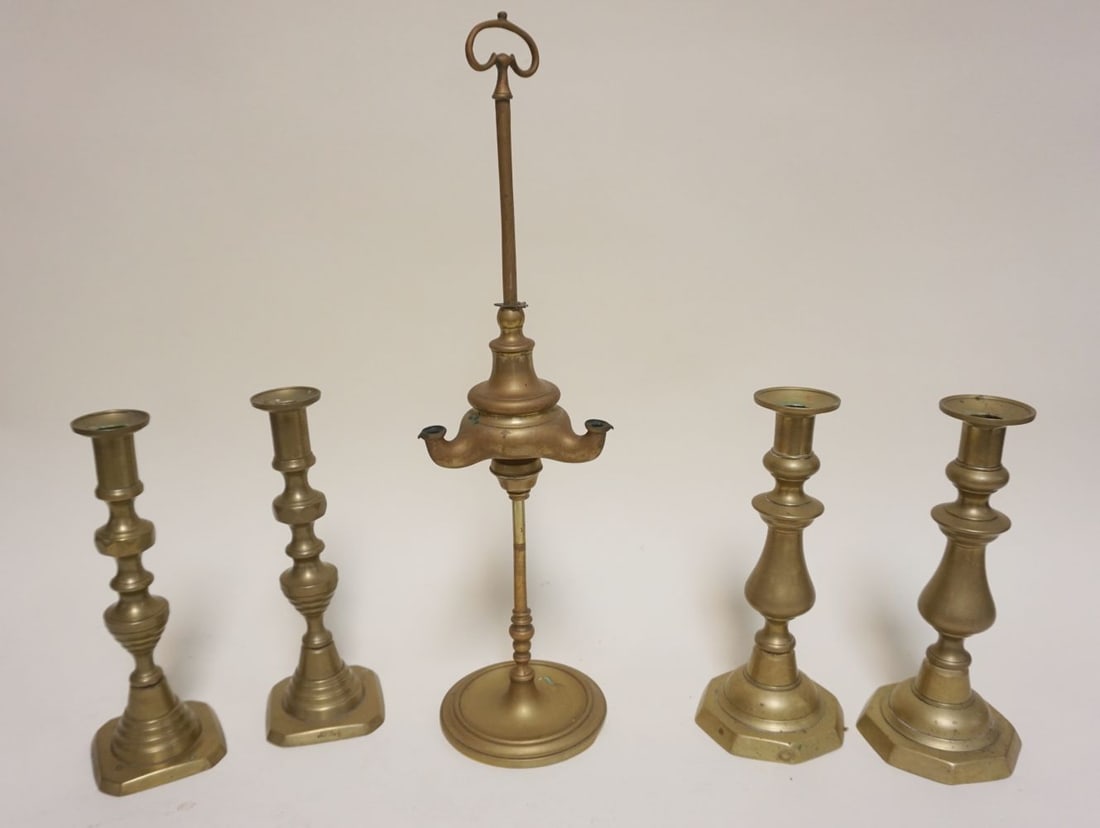 BRASS WHALE OIL LAMP AND PUSH UP CANDLESTICKS: ANTIQUE BRASS 3 BURNER WHALE OIL LAMP AND PUSH UP CANDLESTICKS, LAMP APPROXIMATELY 19 IN H