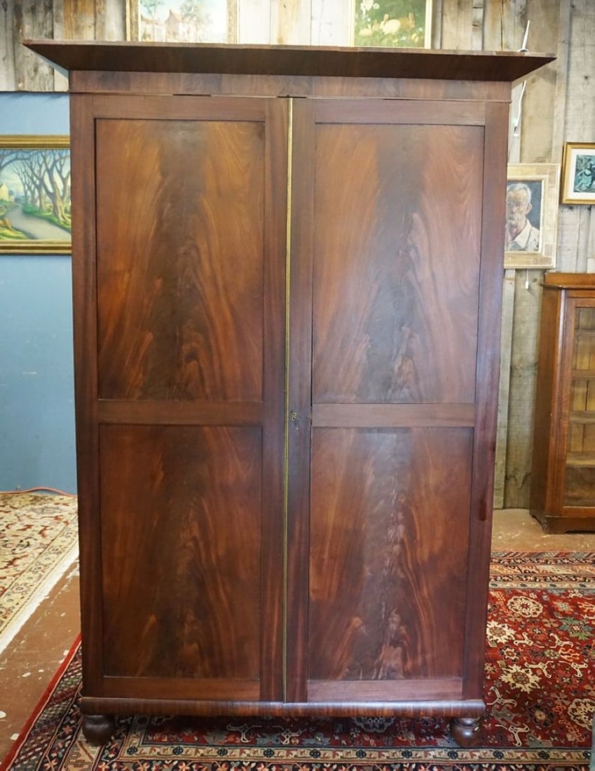 ANTIQUE MAHOGANY 2 DOOR WARDROBE (1 of 5)