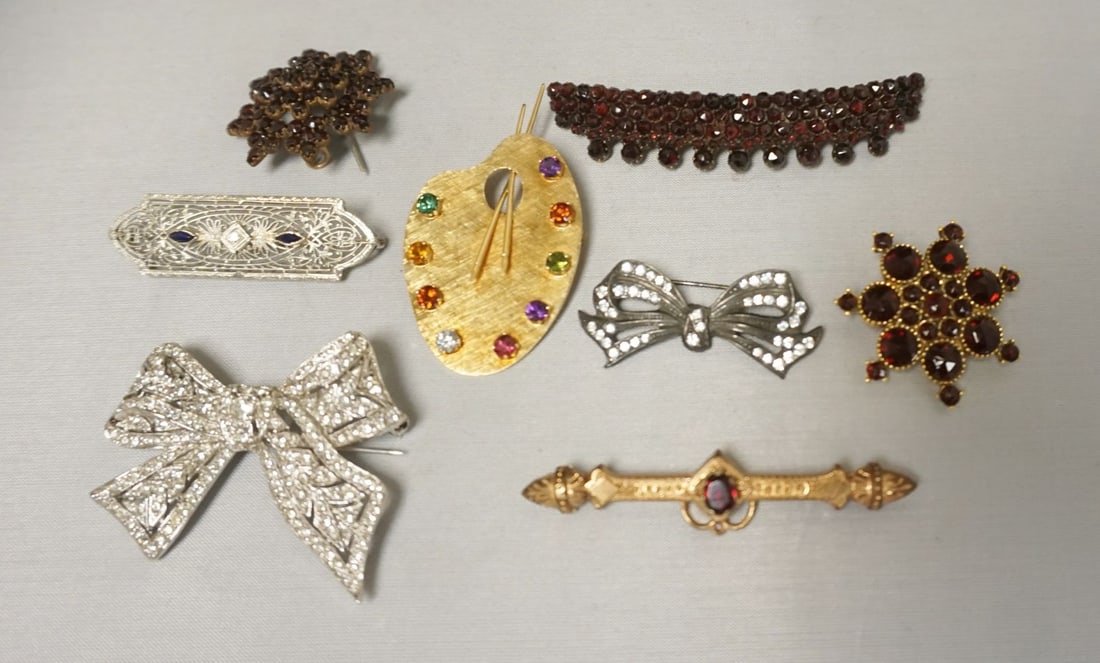 VINTAGE ASSORTED RHINESTONE GEMSTONE PINES (1 of 4)