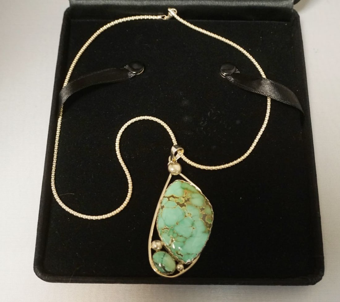 STERLING SILVER TURQUOISE NECKLACE (1 of 3)