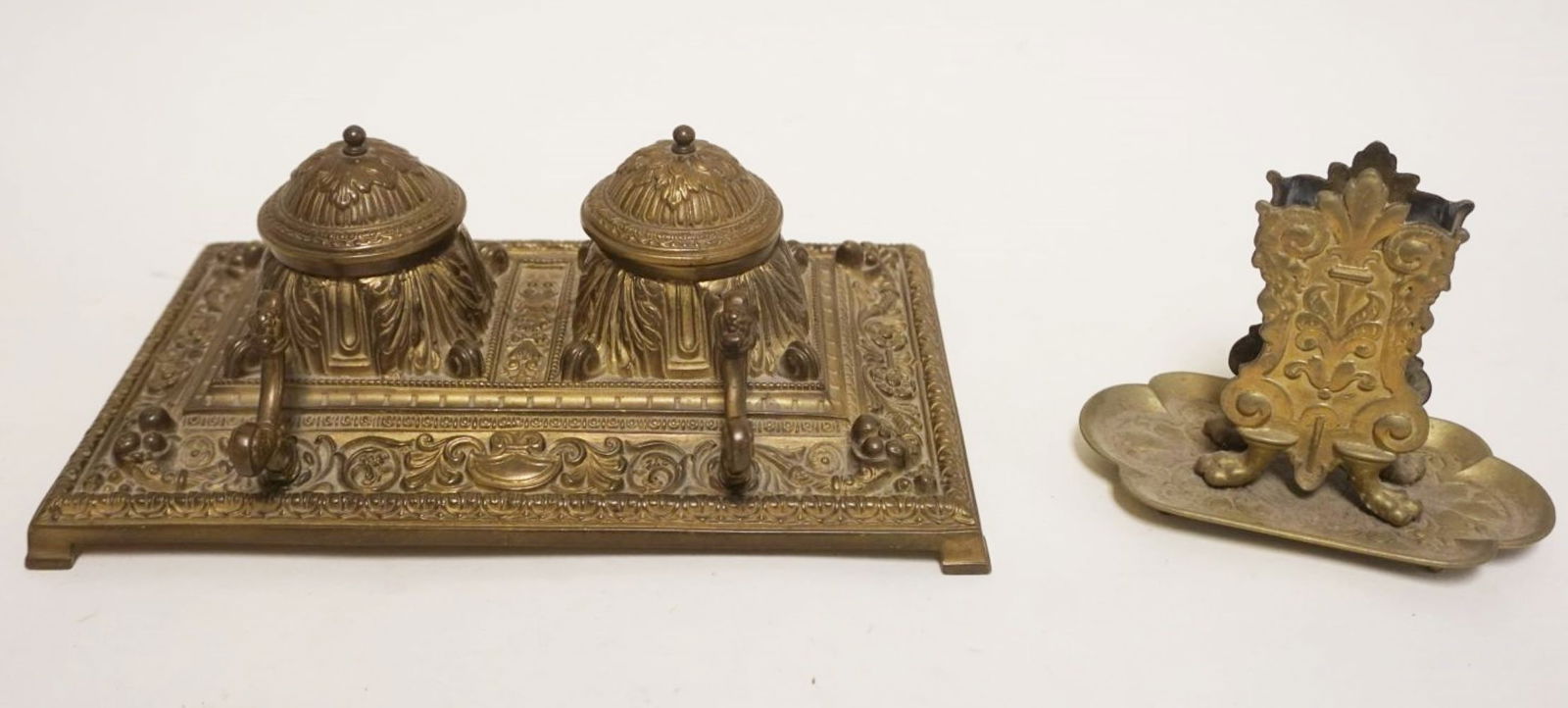 ANTIQUE ORNATE BRASS VICTORIAN DOUBLE INKWELL (1 of 4)