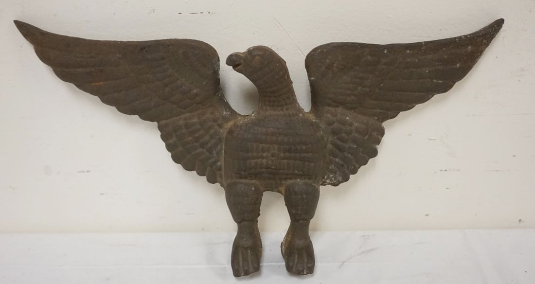 ANTIQUE CAST IRON EAGLE (1 of 3)