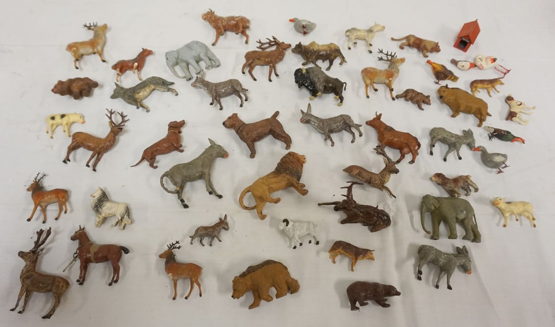 LARGE GROUP OF ASSORTED ANTIQUE TOY ANIMAL FIGURES (1 of 5)