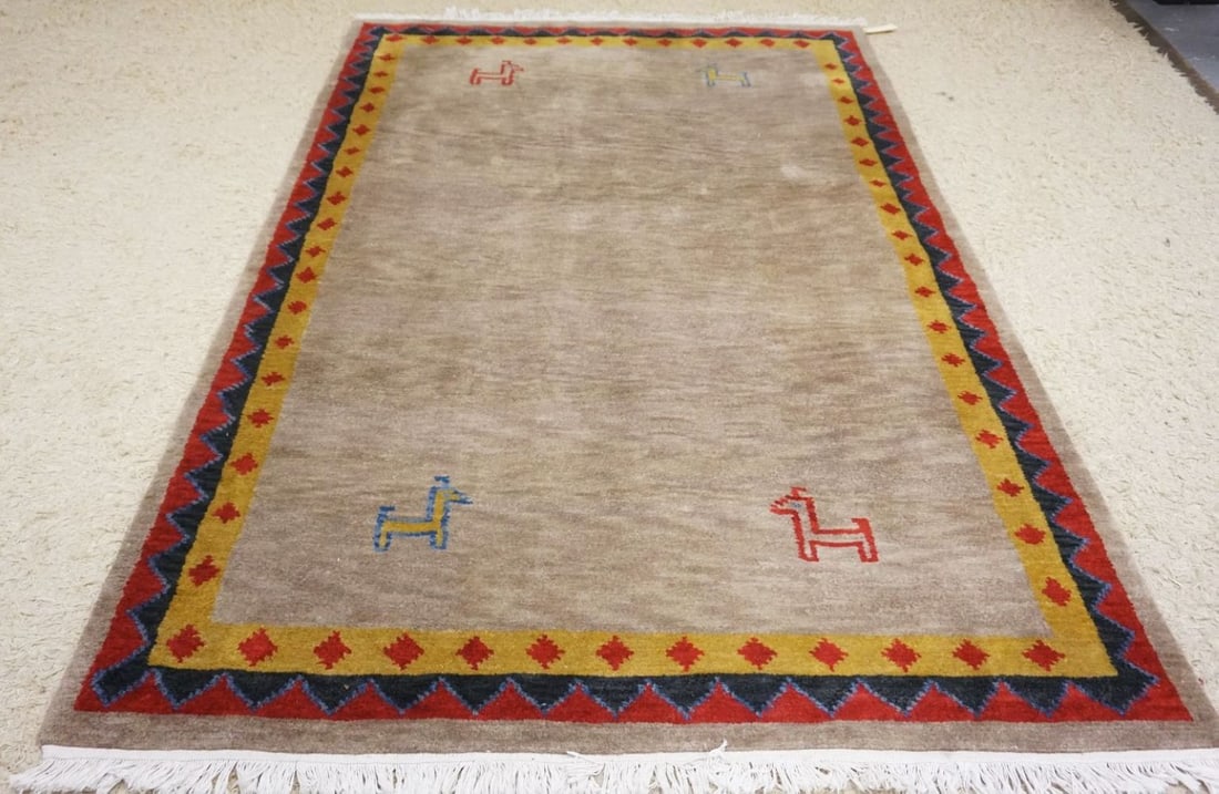 SOUTH WESTERN WOOL ROOM SIZE RUG: SOUTH WESTERN WOOL ROOM SIZE RUG, APPROXIMATELY 6 FT X 9 FT