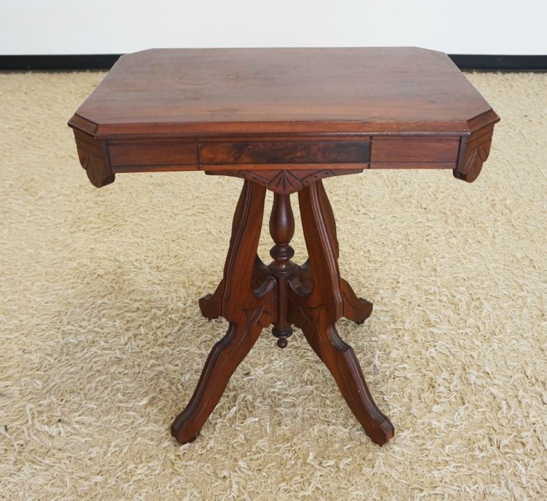 WALNUT VICTORIAN LAMP TABLE (1 of 2)