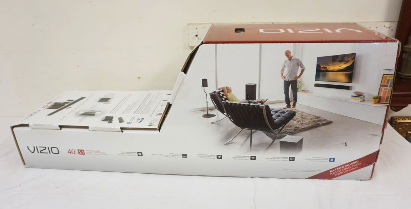 VIZIO 40 IN SOUND BAR SYSTEM 5-1 (1 of 2)