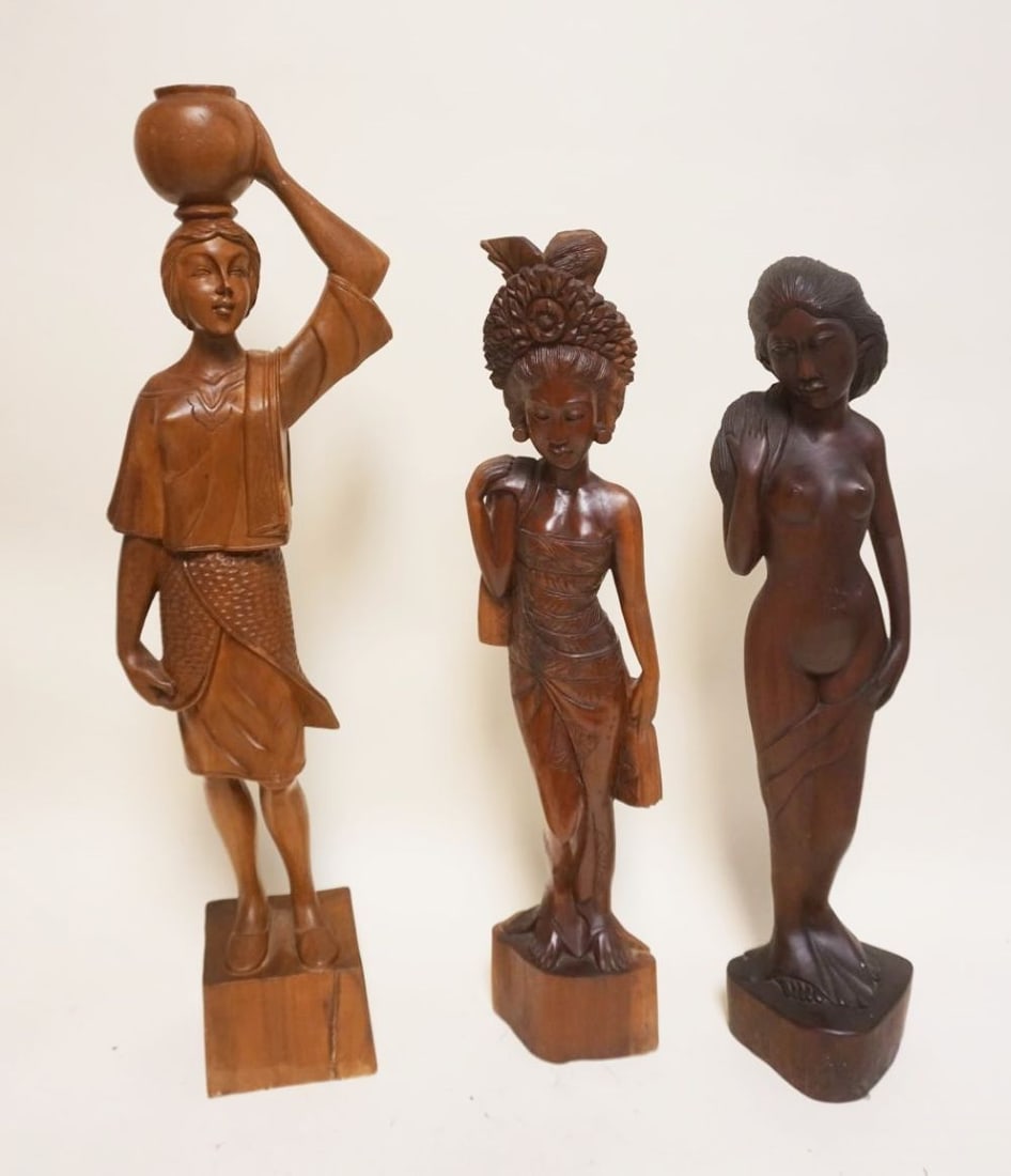 3 CARVED WOOD ETHNIC FIGURES: 3 CARVED WOOD ETHNIC FIGURES, TALLEST APPROXIMATELY 28 IN HIGH