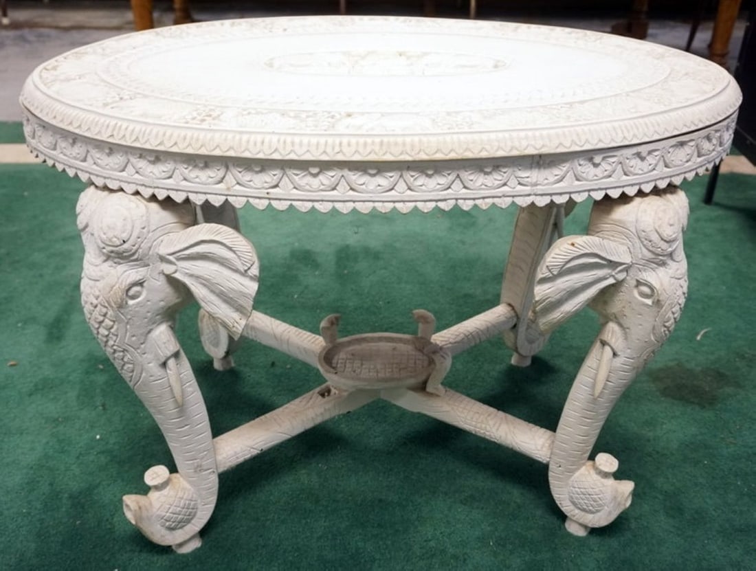 WHITE PAINTED OVAL CARVED WOOD TABLE (1 of 4)