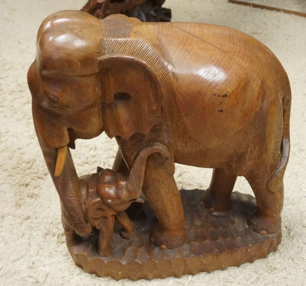 CARVED WOOD ELEPHANT W/BABY ELEPHANT: CARVED WOOD ELEPHANT W/BABY ELEPHANT, APPROXIMATELY 21 IN X 12 IN X 25 IN HIGH
