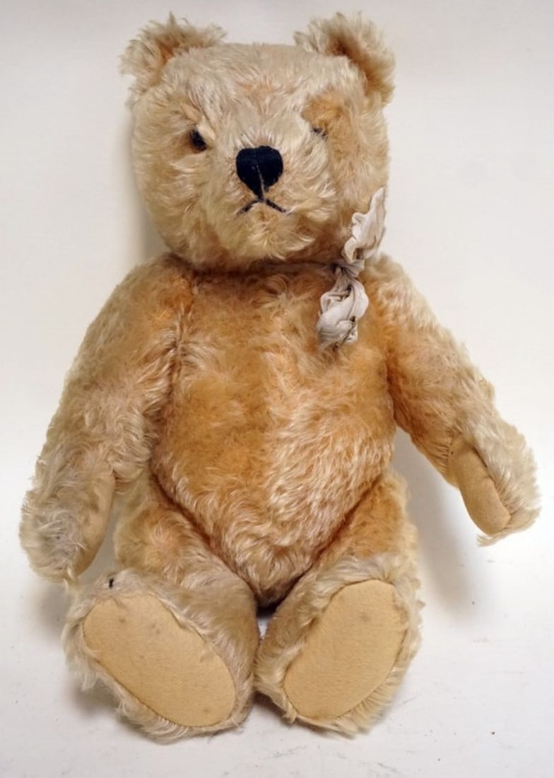 ANTIQUE MOHAIR JOINTED TEDDY BEAR: ANTIQUE MOHAIR JOINTED TEDDY BEAR WITH GLASS EYES, APPROXIMATELY 14 IN H