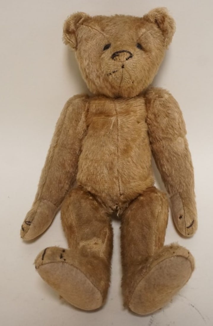 ANTIQUE MOHAIR JOINTED TEDDY BEAR (1 of 3)