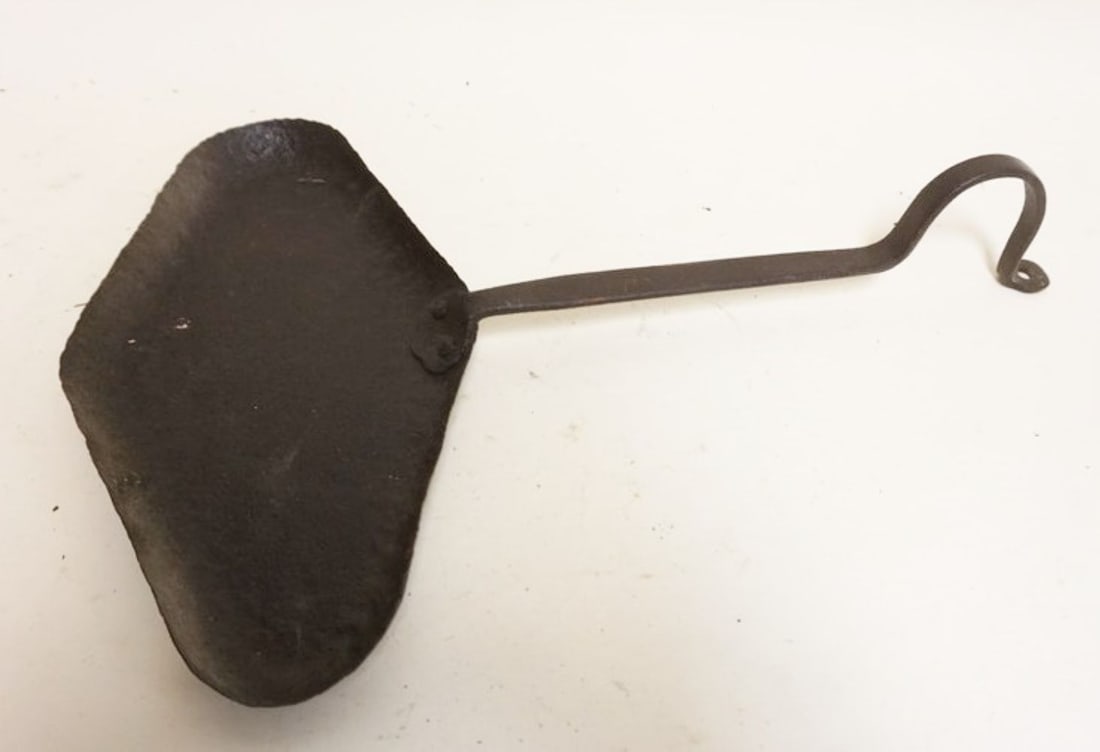 PRIMITIVE HAND FORGED METAL PAN (1 of 3)
