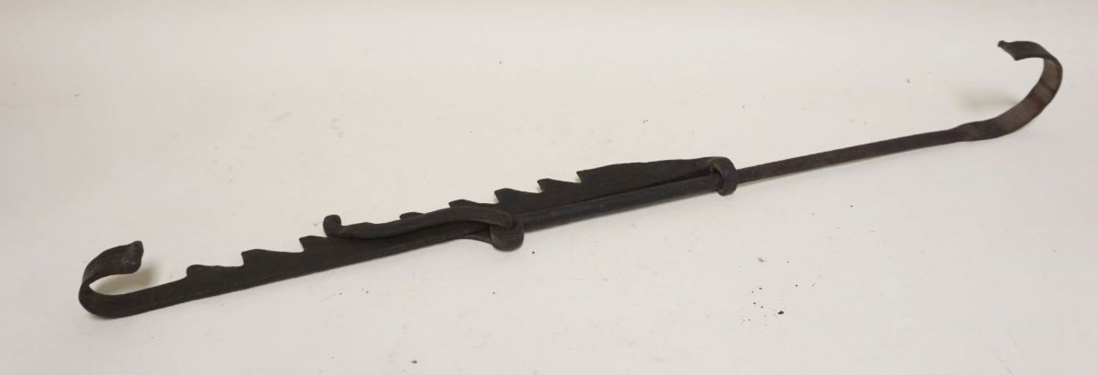PRIMITIVE WROUGHT IRON FIREPLACE COOKING TRAMMEL (1 of 4)
