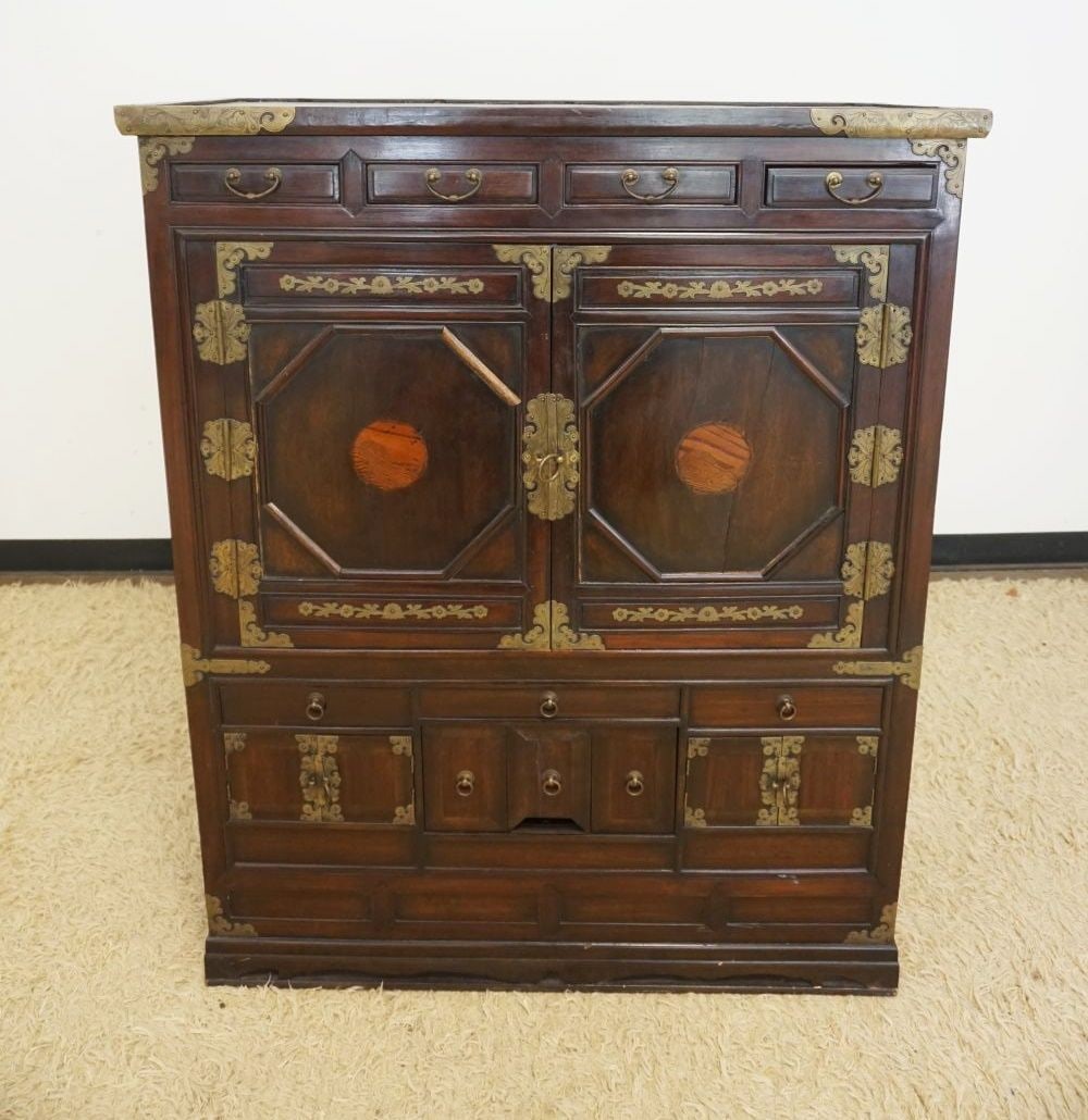 ANTIQUE ASIAN WOOD CABINET (1 of 8)