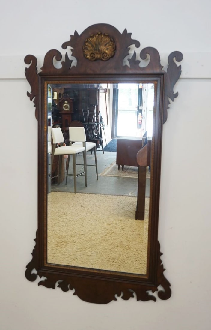 HENKEL HARRIS VIRGINIA GALLERIES MIRROR (1 of 4)