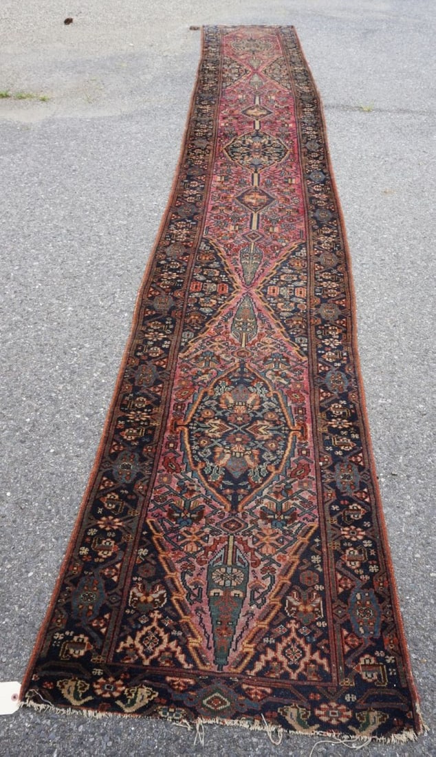 HAND WOVEN PERSIAN RUNNER (1 of 4)
