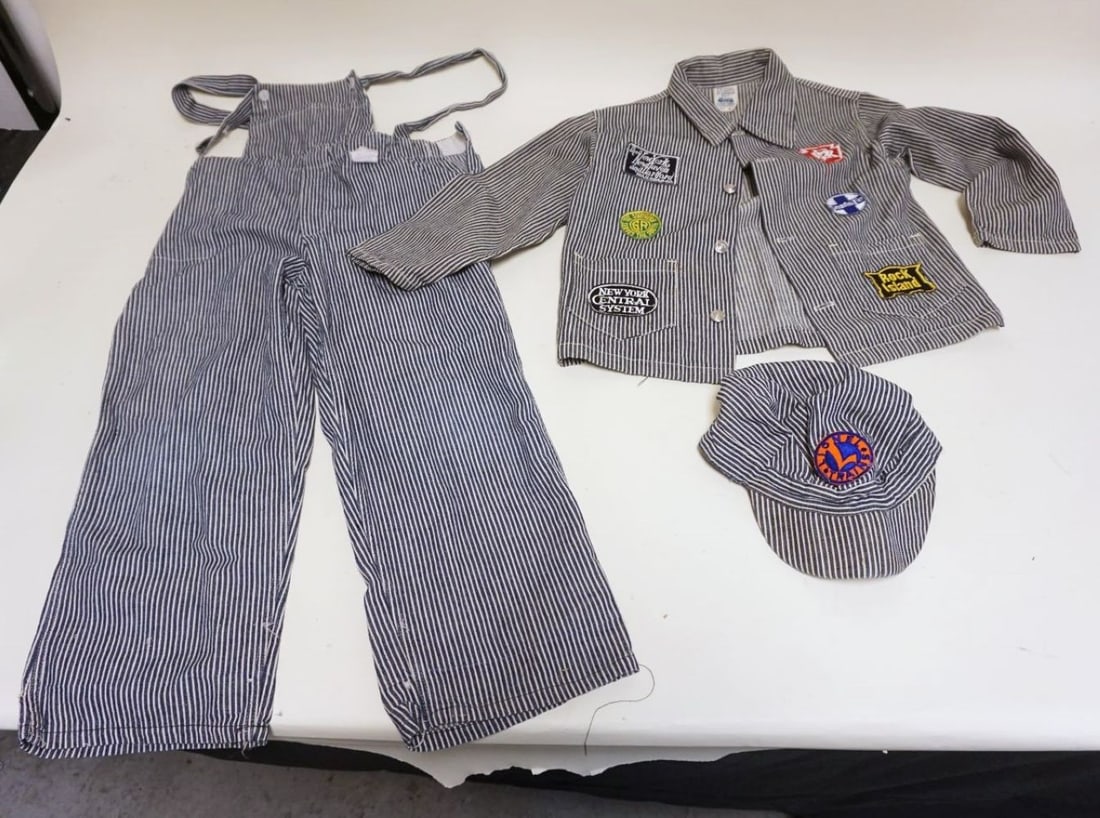 VINTAGE CHILD'S SIZE 8 TRAIN CONDUCTOR UNIFORM: VINTAGE CHILD'S SIZE 8 TRAIN CONDUCTOR UNIFORM W/PATCHES, JEACKET, CAP & BIB OVERALLS
