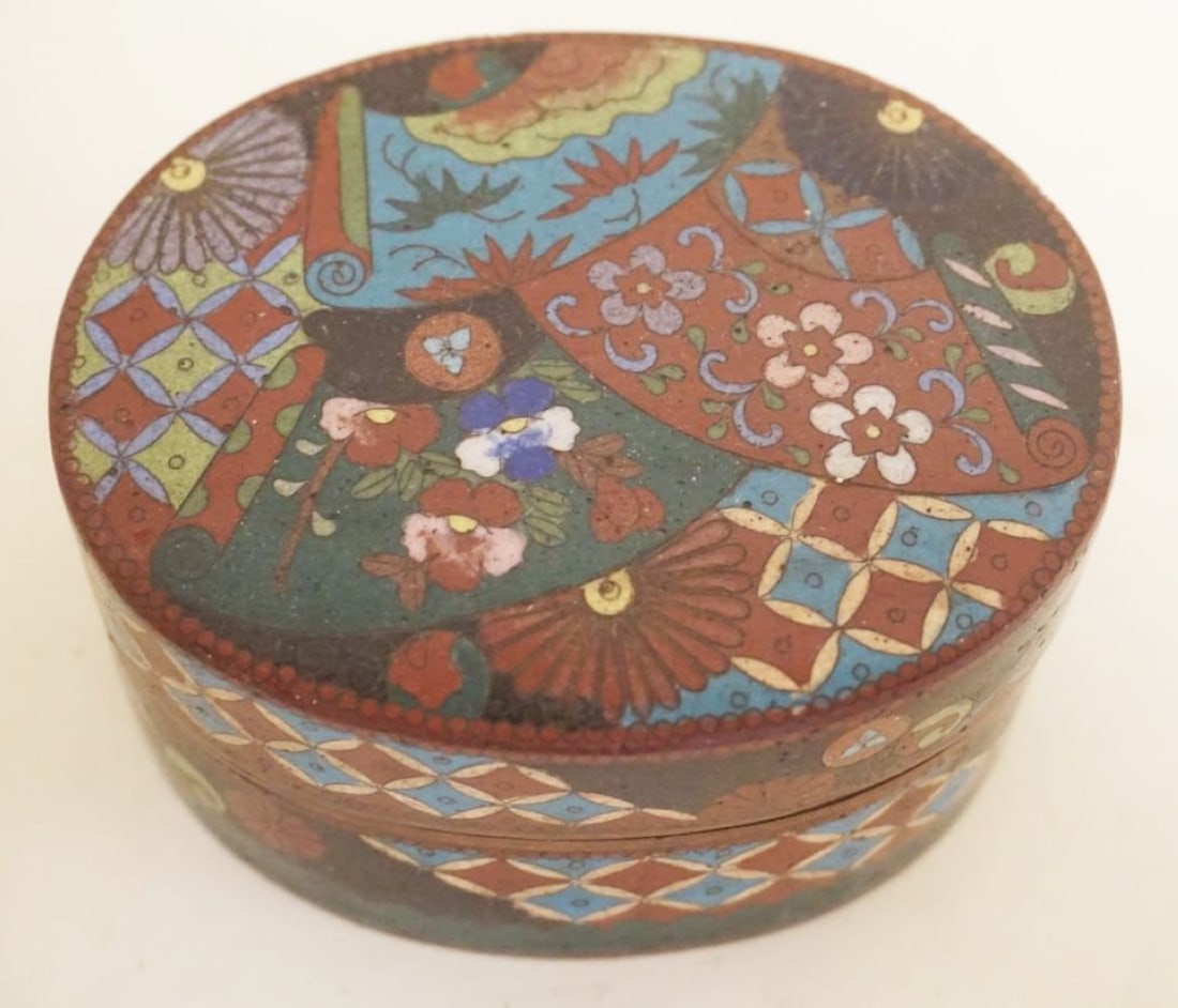 CLOISONNE OVAL COVERED BOX (1 of 6)