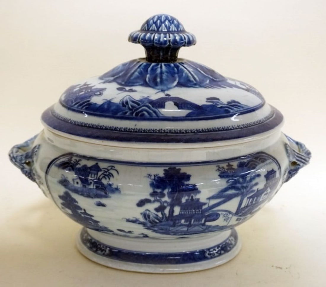 CHINESE CANTON COVERED TUREEN (1 of 6)