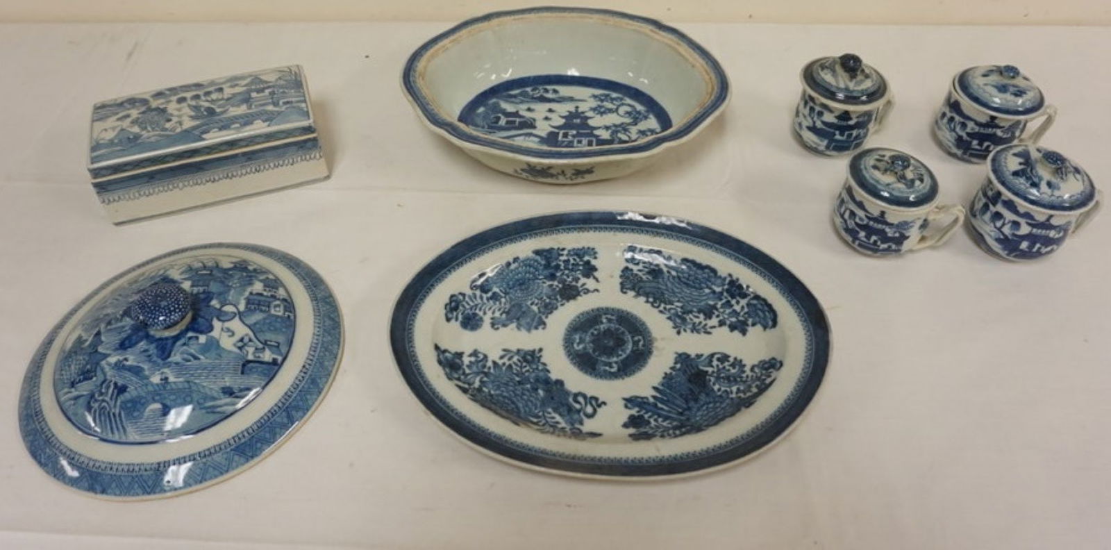 CHINESE CANTON PORCELAIN GROUP (1 of 5)