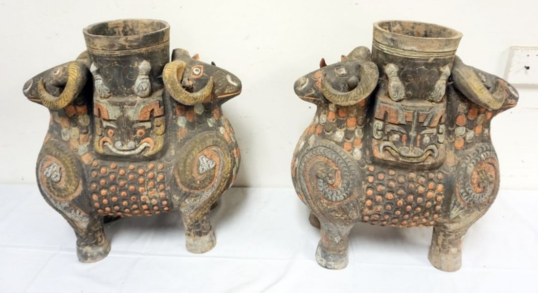 CHINESE POLYCHROME DECORATED FIGURES (1 of 10)