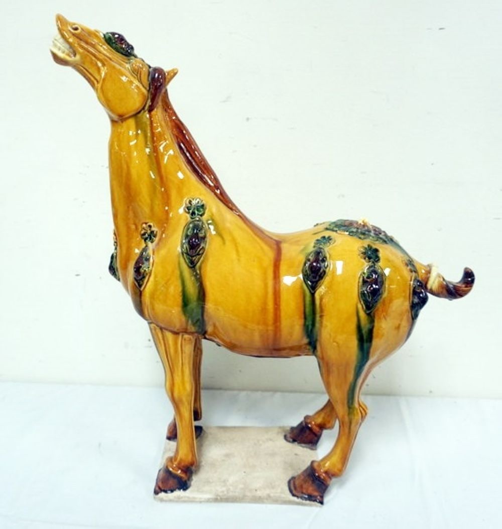CHINESE GLAZED POTTERY FIGURE (1 of 7)