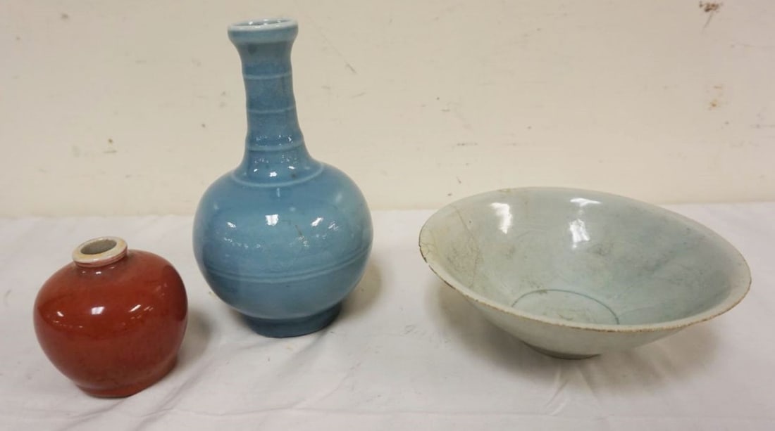 ASSORTED POTTERY VASES & BOWL (1 of 11)