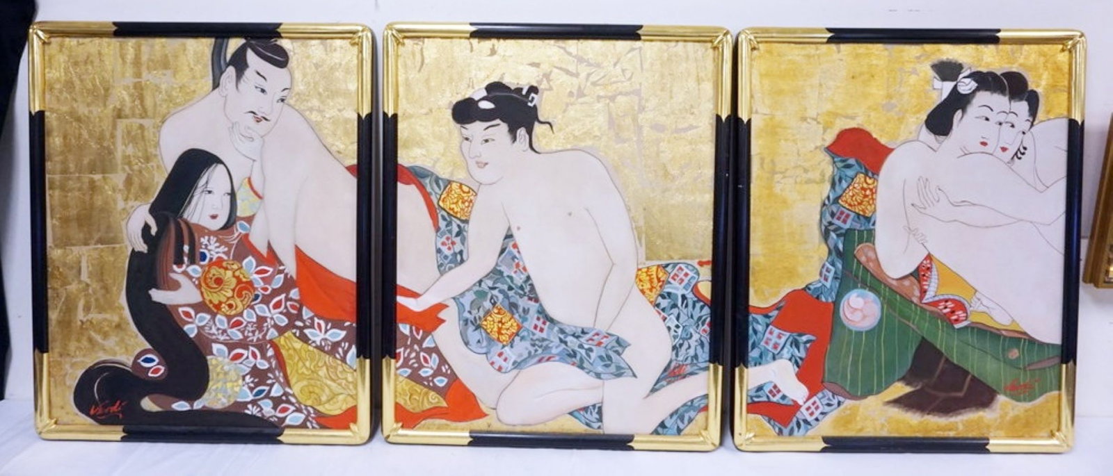 RUTH BORNSTIEN EROTIC TRYPTIC: JAPANESE EROTIC TRYPTIC OIL PAINTING BY RUTH BORNSTIEN, SIGNED VERDI, EACH APPROXIMATELY 26 IN X 32 IN OVERALL