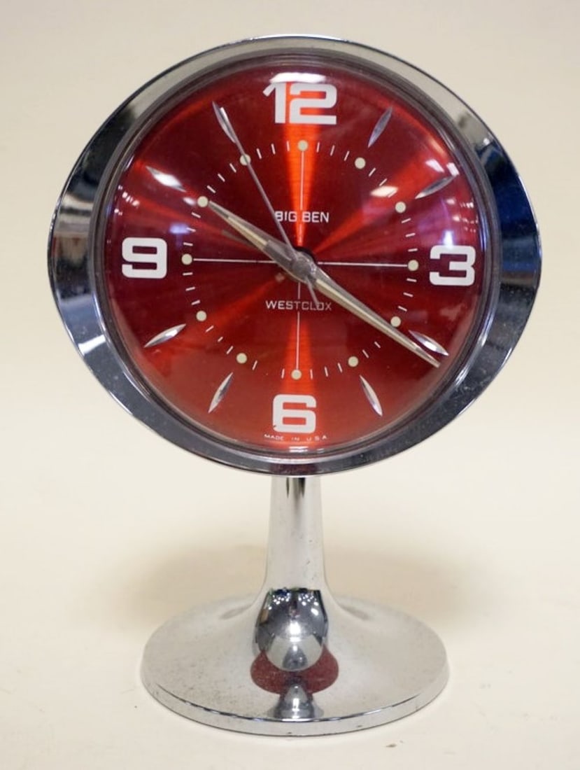 MODERN STYLE BIG BEN WESTCLOCK: MODERN STYLE BIG BEN WESTCLOCK ON PEDISTAL BASE, APPROXIMATELY 7 1/2 IN H