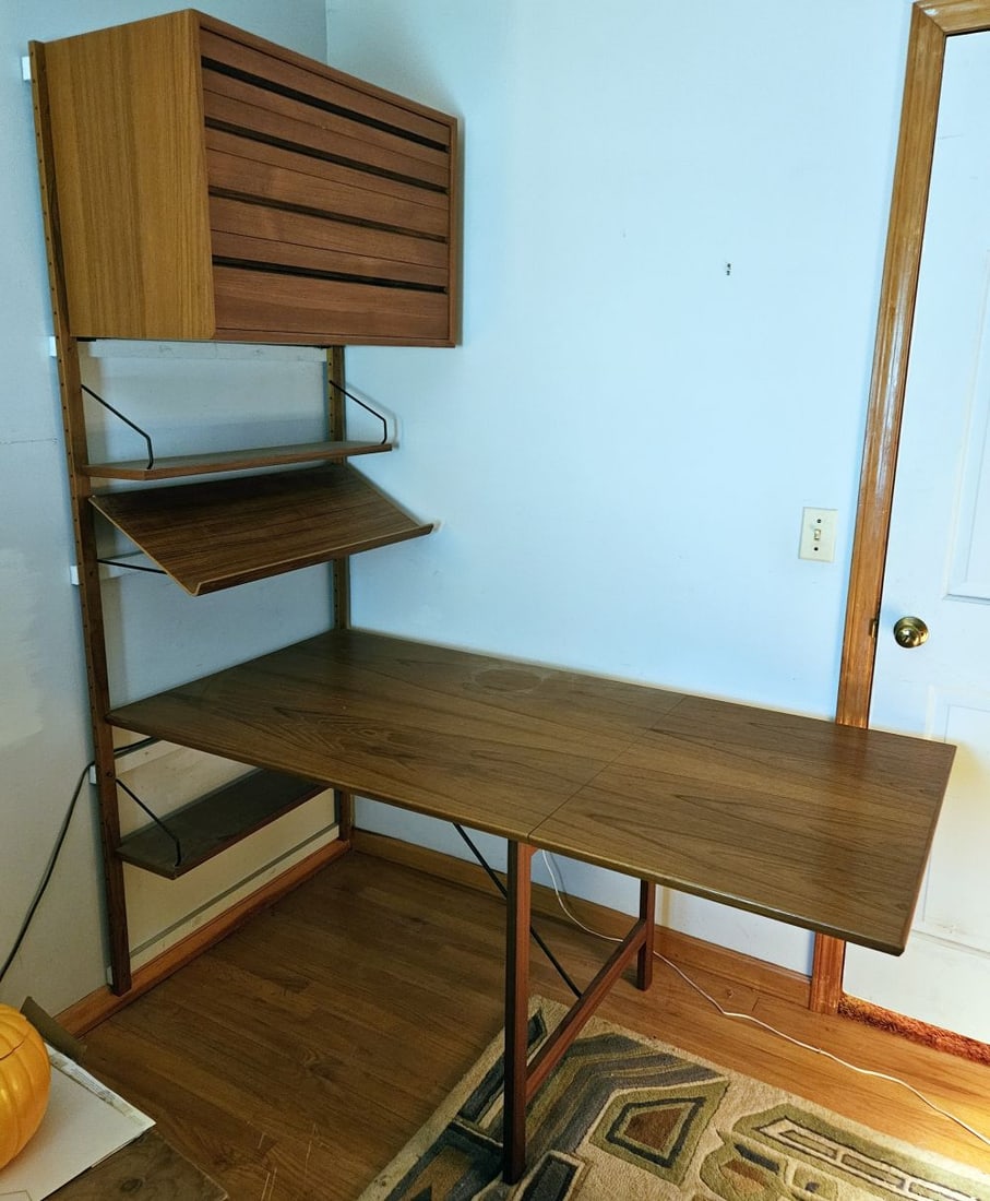 MID CENTURY MODERN DANISH WALL UNIT (1 of 6)