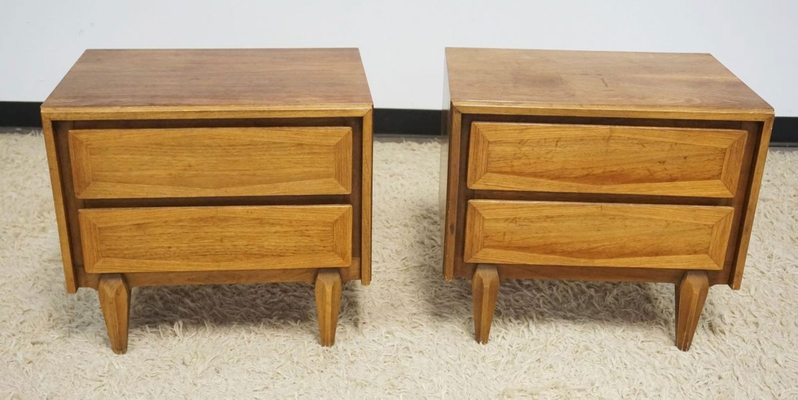 AMERICAN OF MARTINSVILLE MCM NIGHT STANDS (1 of 4)