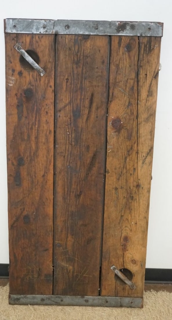 SHIP HATCH DOOR (1 of 2)