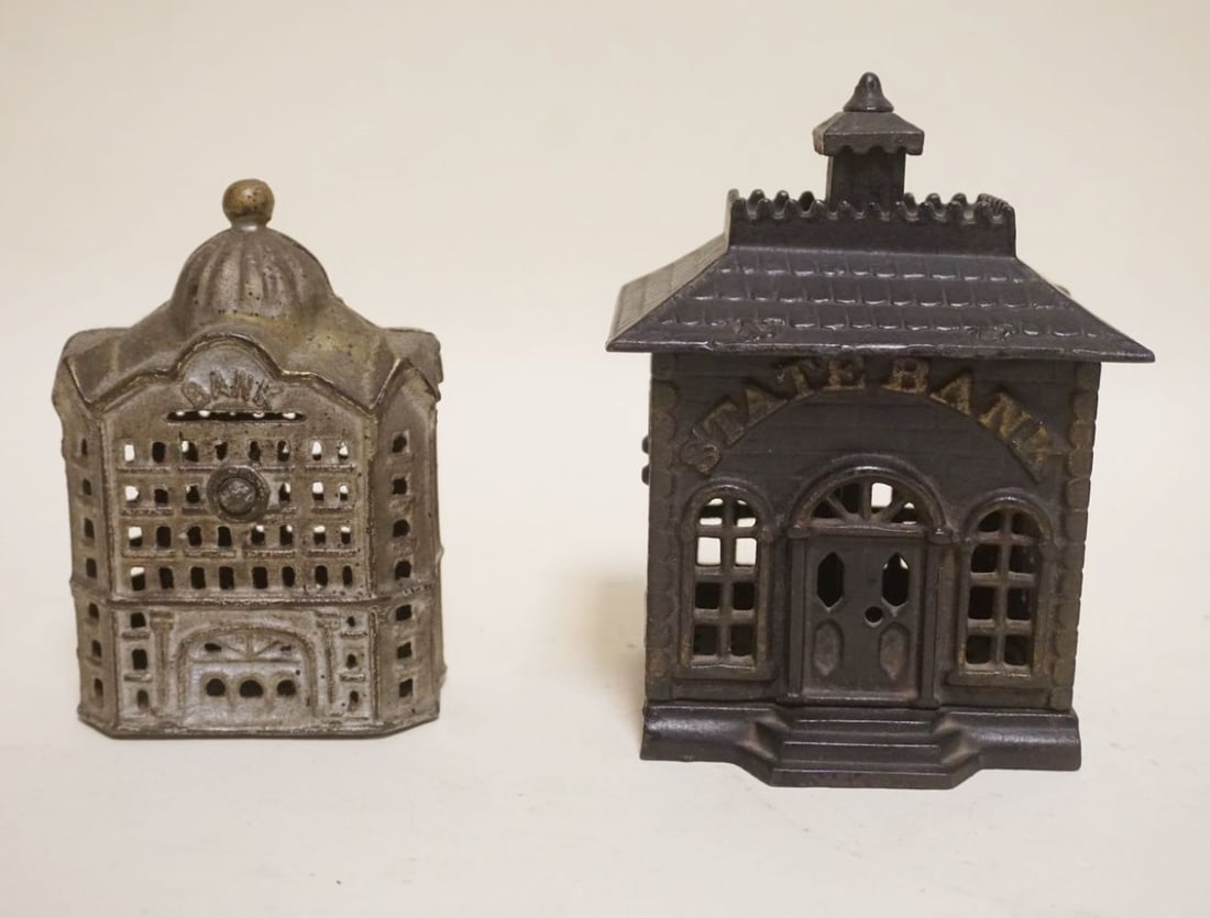 2 ANTIQUE CAST IRON STILL BANKS (1 of 5)