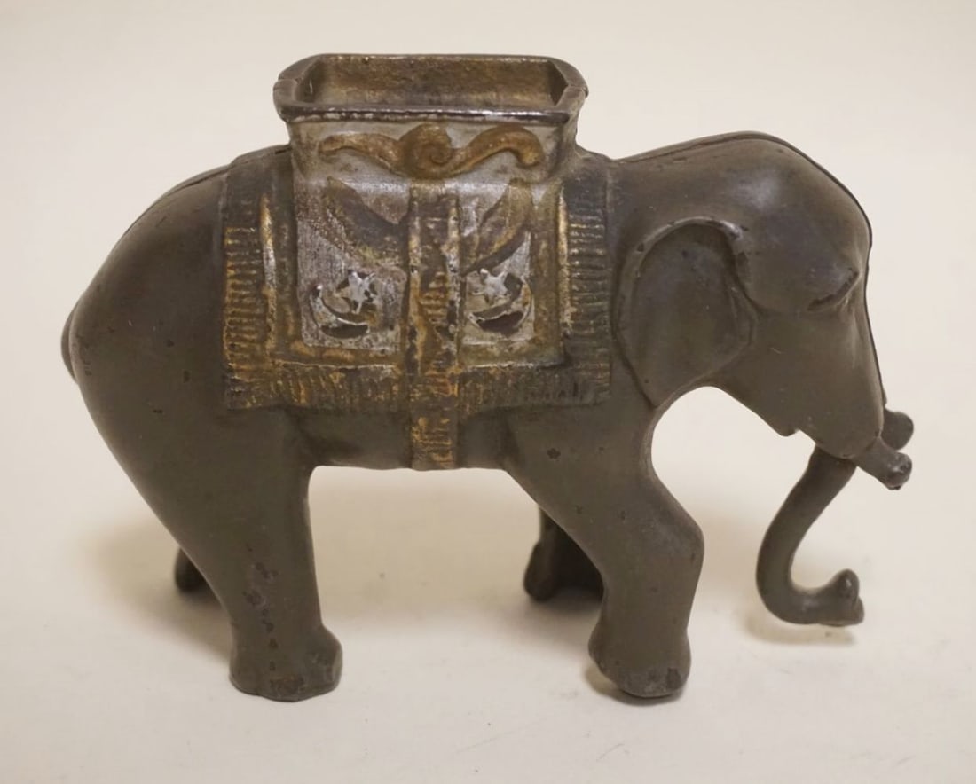 ANTIQUE MECHANICAL ELEPHANT BANK (1 of 4)
