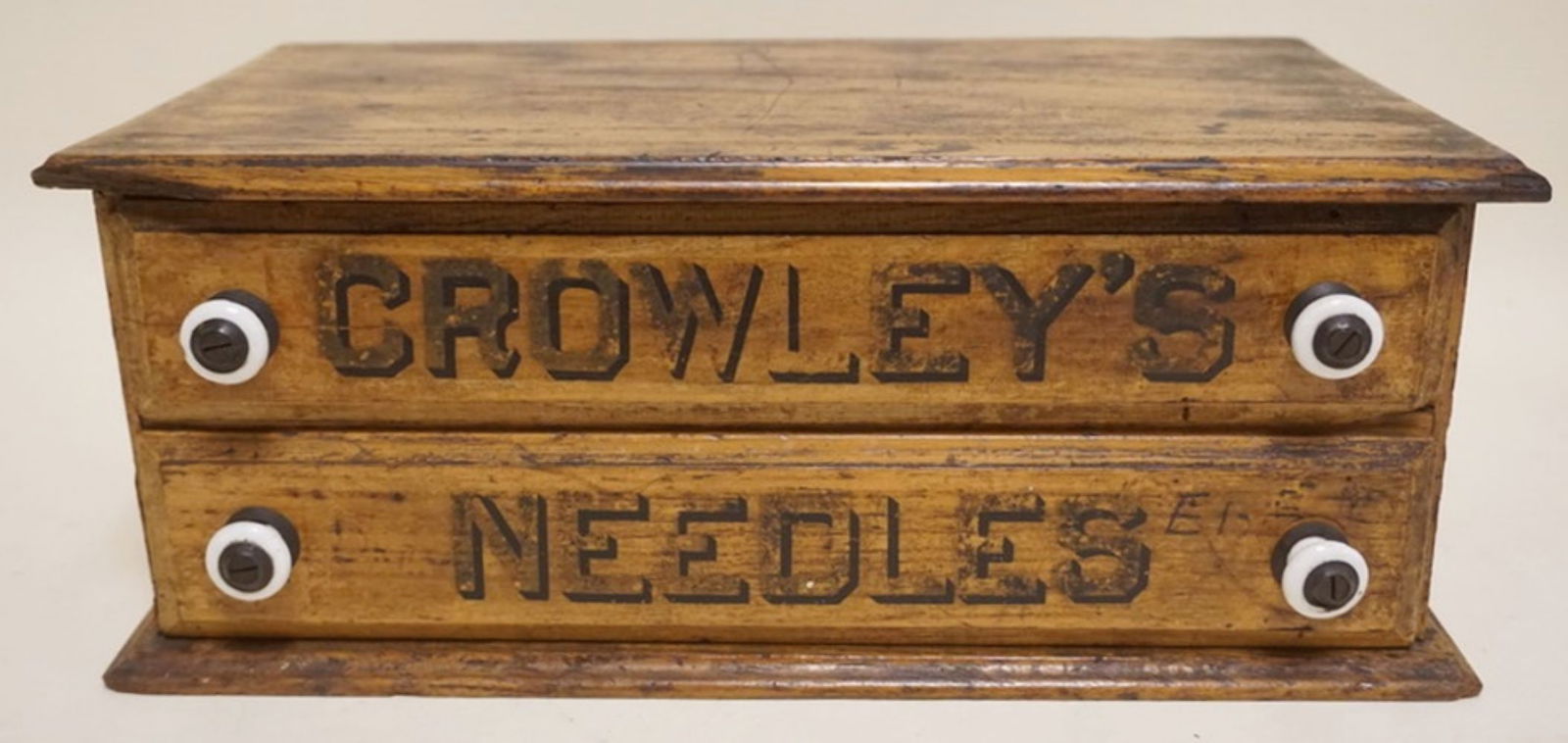 COUNTRY STORE COUNTER TOP WOOD CABINET (1 of 3)